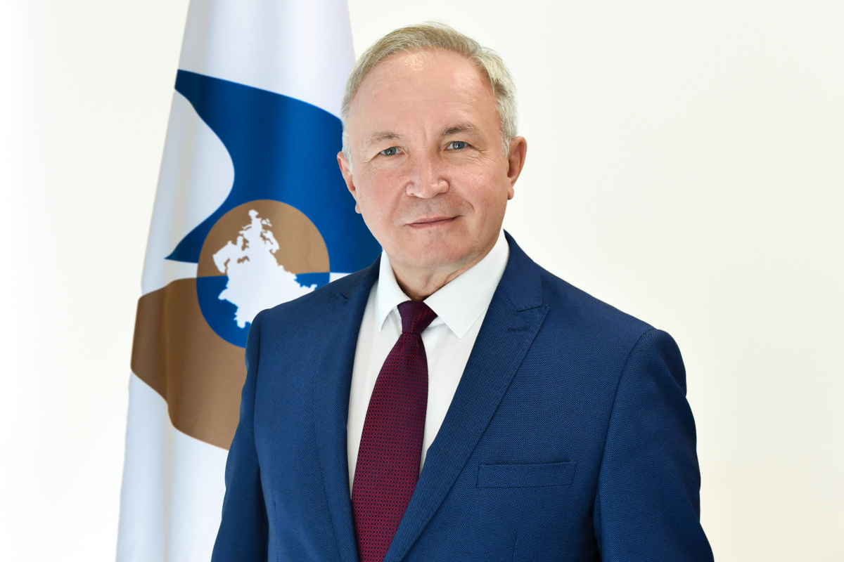 Sergei Maximov
