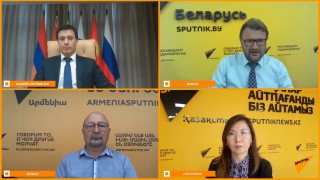 Онлайн-видеомост ИА Sputnik с участием министра по торговле ЕЭК Андрея Слепнева