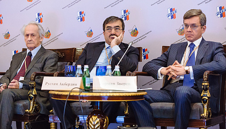 Ձեռնարկատիրական գործունեության զարգացման Վարչության տնօրեն Ռ. Ակբերդինը ելույթ ունեցավ կարգավորիչ քաղաքականության հարցերով գիտաժողովին