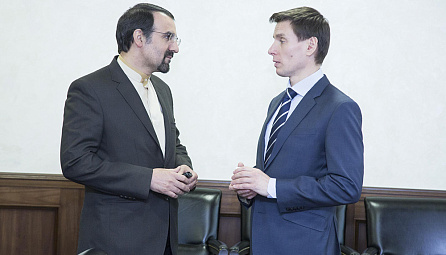 Встреча Председателя Коллегии ЕЭК Виктора Христенко с Послом Исламской Республики Иран в РФ Мехди Санаи