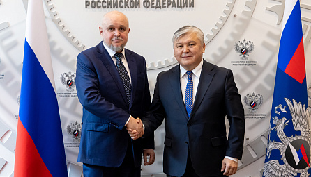 Арзыбек Кожошев провел рабочую встречу с министром энергетики Российской Федерации Сергеем Цивилёвым