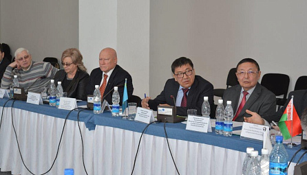 Session of the Advisory Committee for Migration Policy at the EEC Board 