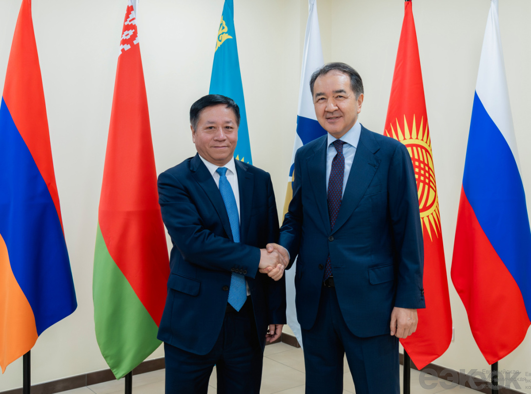 Bakytzhan Sagintaev held negotiations with Chinese Ambassador to Russia Zhang Hanhui Chairman of the Eurasian Economic Commission's Board
