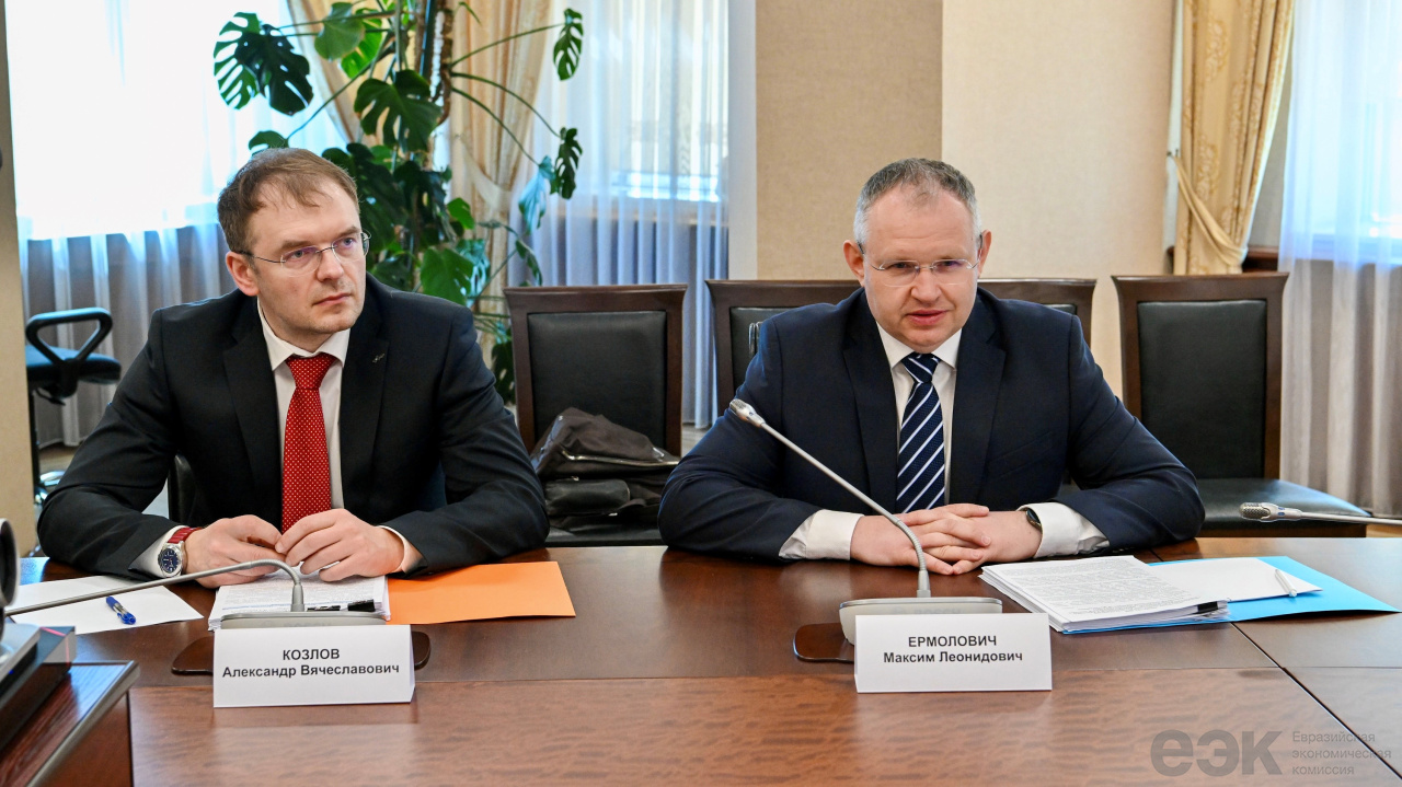 Максим Ермолович провёл переговоры с заместителем Премьер-министра – министром национальной экономики Казахстана Сериком Жумангариным (1)