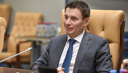 Рабочая встреча Андрея Слепнева с министром торговли и развития экспорта Тунисской Республики Самиром Абидом.