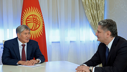 Meeting of the Chairman of the EEC Board, Tigran Sargsyan, with the President of the Kyrgyz Republic, Almazbek Atambayev