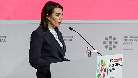 Гоар Барсегян приняла участие в международной промышленной выставке 