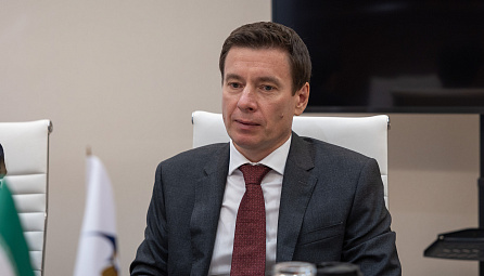 Рабочая встреча Андрея Слепнева и министра промышленности, рудников и торговли Ирана Мохаммада Атабака