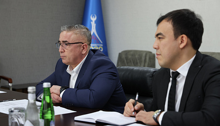 Рабочая встреча Максима Ермоловича с главой Комитета по развитию конкуренции и защите прав потребителей Узбекистана Халилилло Турахужаевым
