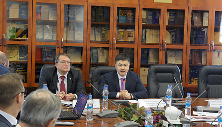 Միջազգային կլոր սեղան «Կարգավորիչ ազդեցության գնահատականը ԵՏՀ–ում: 2015 թվականի հունվարի 1–ի մեկնարկին ընդառաջ»