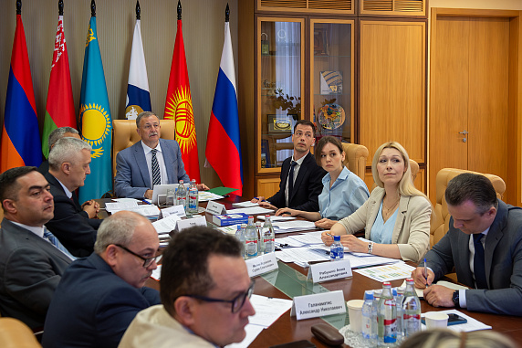Под председательством министра по таможенному сотрудничеству ЕЭК Руслана Давыдова состоялось заседание группы высокого уровня