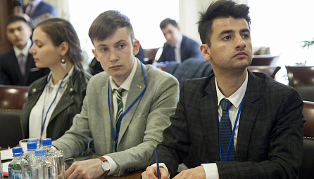 Лекцыя аб еўразійскай інтэграцыі кіраўніка сакратарыята Міністра па эканоміцы і фінансавай палітыцы ЕЭК Аскара Кішкембаева