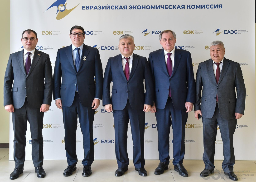 Министры энергетики ЕАЭС обсудили принципиальные вопросы создания общих энергорынков(0)