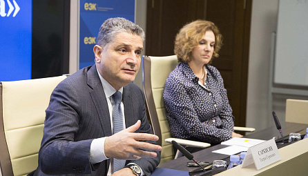 Еуразиялық экономикалық одақ елдерінің жас сарапшыларына, ғалымдары мен журналистеріне арналған «Күзгі мектептің» жабылуы