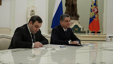 ЕЭК Коллегиясынын Төрагасы Т.Саркисян Россиянын Президенти В.Путин менен жолугушту