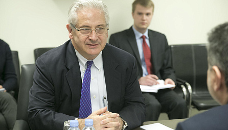 Meeting of the Chairman of the EEC Board T. Sargsyan with the President of the American Chamber of Commerce in Russia A. Rodzianko