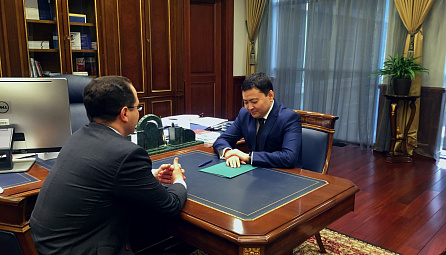 The EEC Minister Danil Ibraev discussed joint work with the Director of the EDB Centre for Integration Studies Evgeny Vinokurov 