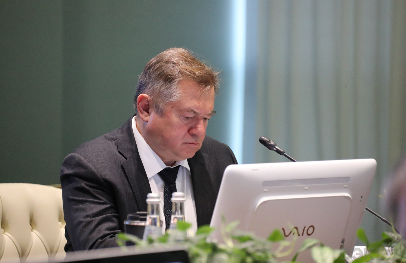 Утвержден порядок внесения изменений в пассажирскую таможенную ...