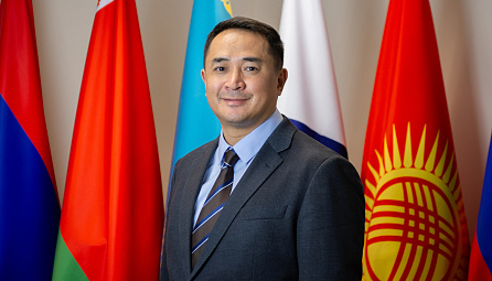 Заместителем директора Департамента санитарных, фитосанитарных и ветеринарных мер ЕЭК назначен Алмаз Давлетов