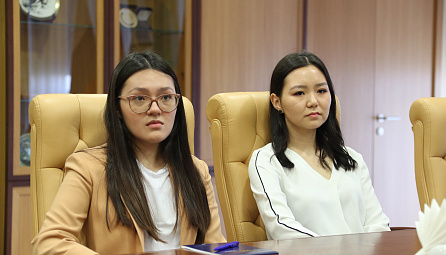 Министры ЕЭК встретились с выпускниками Финансового университета при Правительстве РФ