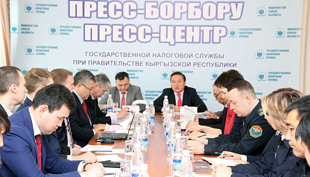 Բիշքեկում քննարկել են Ղրղզստանի մաքսային, տրանսպորտային և հարկային ծառայությունների՝ ԵԱՏՄ-ին անդամակցելու պատրաստվածությունը