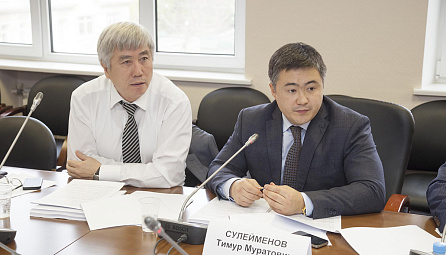 Салық саясаты және салықтық әкімшілендіружөніндегі Консультативтік комитеттің отырысы