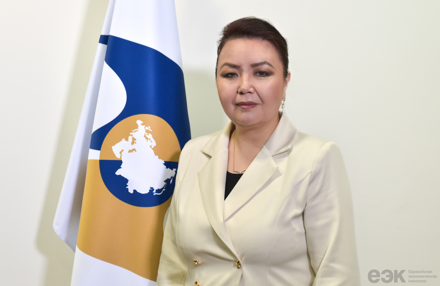 Моншадағы анамен жыныстық қатынас: жаңа әңгімелер