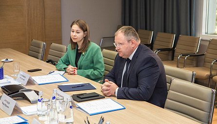 Рабочая встреча Максима Ермоловича с президентом АО «Санкт-Петербургская международная товарно-сырьевая биржа» Игорем Артемьевым