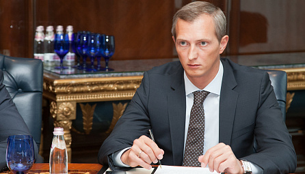 Сустрэча В. Хрысценкі са старшынёй Камітэта па супрацоўніцтве паміж Японіяй, Расіяй і краінамі СНД Юкіа Тада