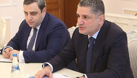 Բելառուսի Հանրապետության վարչապետ Անդրեյ Կոբյակովի հանդիպումը ԵՏՀ Կոլեգիայի նախագահ Տիգրան Սարգսյանի հետ