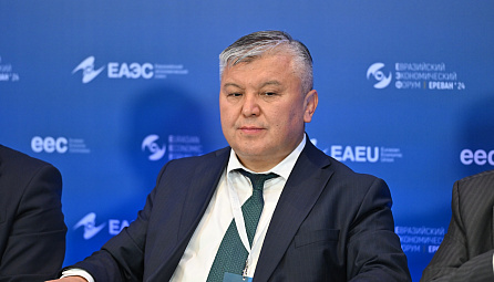 Сессия на ЕЭФ-2024 «Транспортная сопряжённость Евразии: образ будущего» 