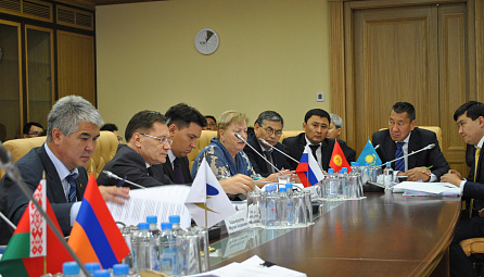 Խորհրդակցություն ԵԱՏՄ Մաքսային օրենսգրքի մասին պայմանագրի նախագծում տարաձայնությունների կարգավորման մասին: