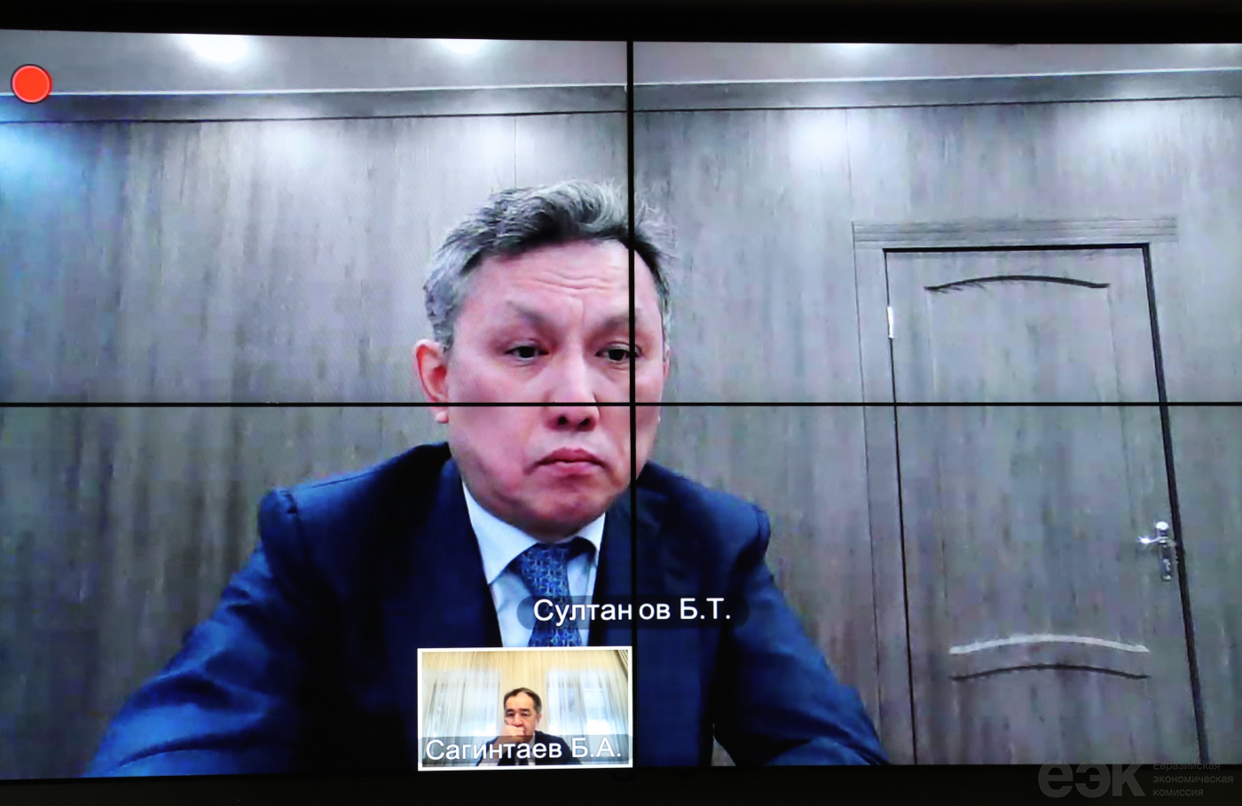 Утвержден порядок внесения изменений в пассажирскую таможенную ...