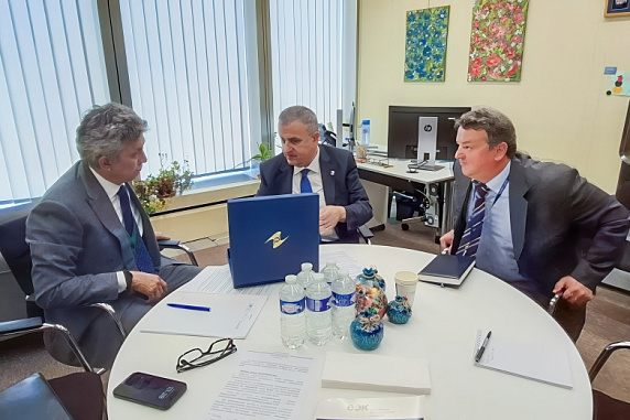 Бахыт Султанов провел переговоры по вопросам искусственного интеллекта и авторского права
