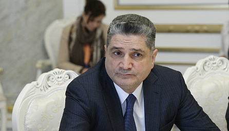 Meeting of the Chairman of the EEC Tigran Sargsyan and Prime Minister of the Republic of Armenia Hovik Abrahamyan