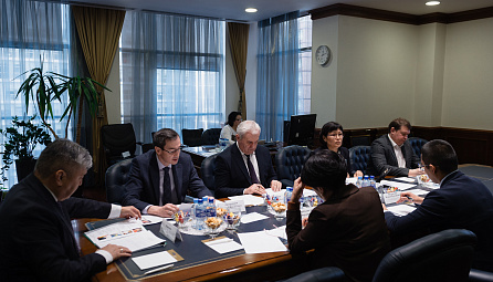 В ЕЭК обсудили вопросы регулирования естественных монополий