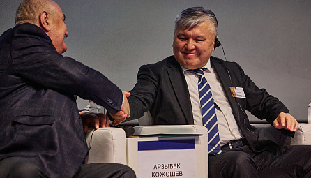 Арзыбек Кожошев: «Происходит глобальный разворот грузопотоков на Восток и Азию» 