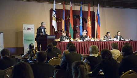 The EEC Minister Mukai Kadyrkulov spoke about development of the Single Window Mechanism