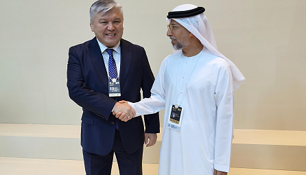 Арзыбек Кожошев встретился с министром энергетики и инфраструктуры ОАЭ Сухейлем Мохамедом Аль Мазруи