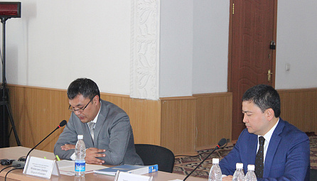 The EEC Minister Danil Ibrayev discussed with representatives of the ministries and business associations of the Kyrgyz Republic the process of the country's accession to the EAEU