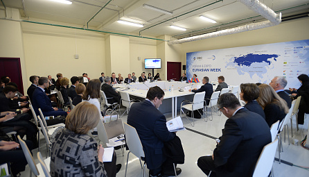 Круглы стол аб інтэграцыйных працэсах эканомік краін ЕАЭС