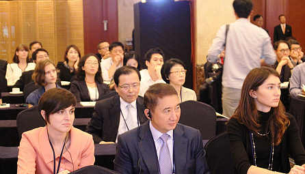 The EEC Delegation at the Eighth Seoul International Competition Forum (Korea)