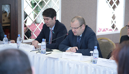 Յուղաճարպային ոլորտի հարցերով կլոր սեղան Ալմաթիում 