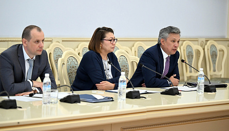 Бахыт Султанов встретился с первым заместителем Председателя Кабинета Министров Кыргызстана Адылбеком Касымалиевым