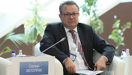 Бахыт Султанов: «Цифровизация единого рынка труда должна быть полезной как гражданам, так и государству»