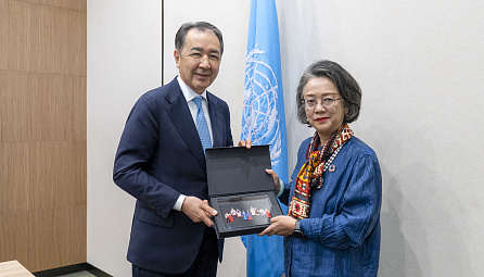 Рабочая встреча Председателя Коллегии ЕЭК Бакытжана Сагинтаева с заместителем Генерального секретаря ООН – Исполнительным секретарем ЭСКАТО Армидой Салсия Алишахбаной