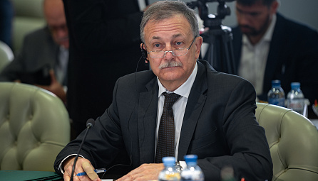 Андрей Слепнев: «Подписана трехлетняя дорожная карта сотрудничества по реализации Соглашения о свободной торговле между ЕАЭС и Ираном»