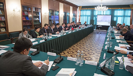 Круглы стол па развіцці галіны вытворчасці будаўнічых матэрыялаў