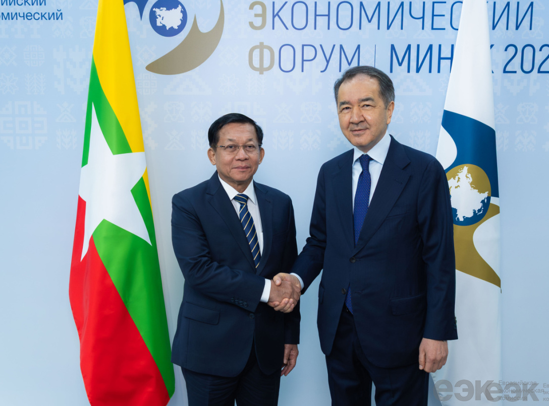 Bakytzhan Sagintaev Held Negotiations with Prime Minister of Myanmar Min Aung Hlaing