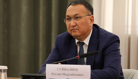 Максим Ермолович провел рабочую встречу с министром финансов Кыргызстана Русланом Суйналиевым